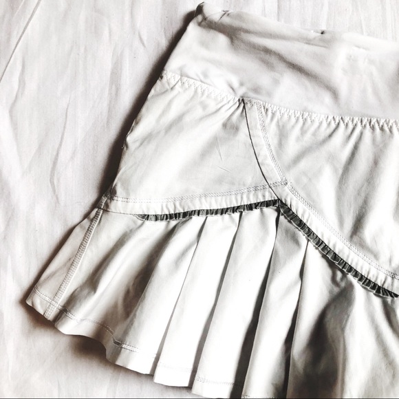 SOLD White lululemon skirt - Picture 3 of 15